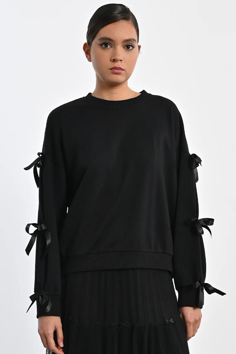 YOUNG LADIES KNITTED SWEAT