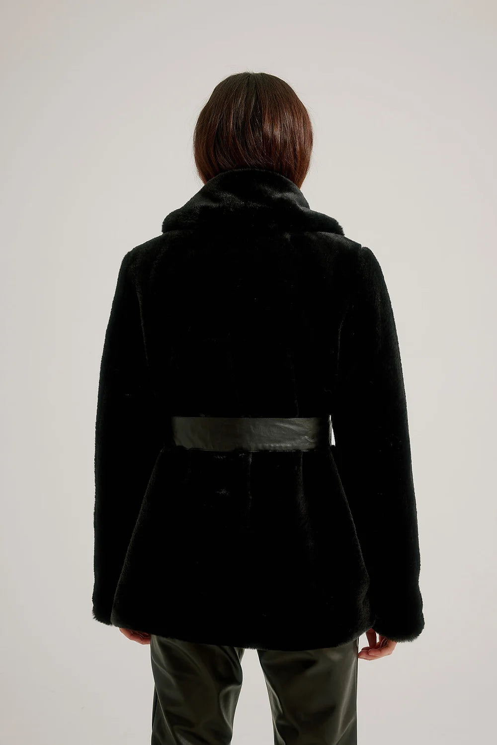 Fun fur notched collar