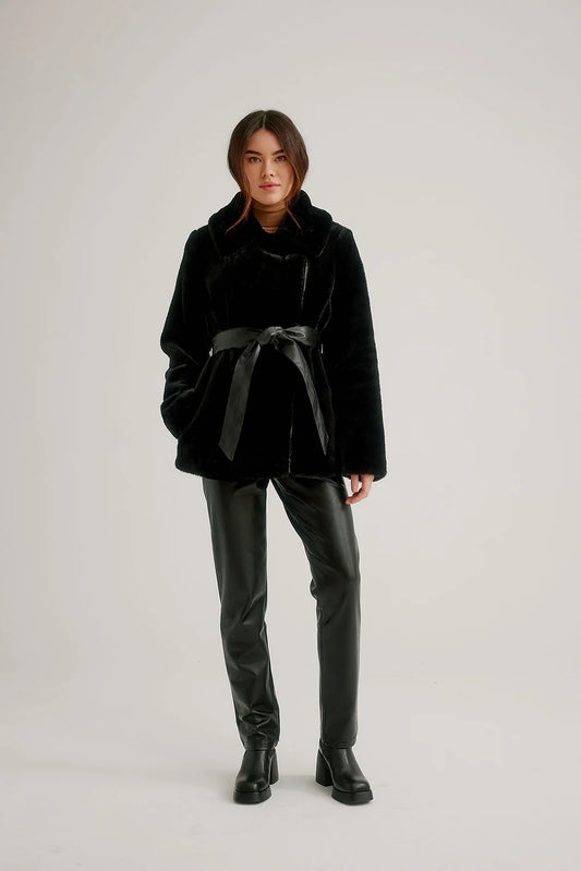 Fun fur notched collar