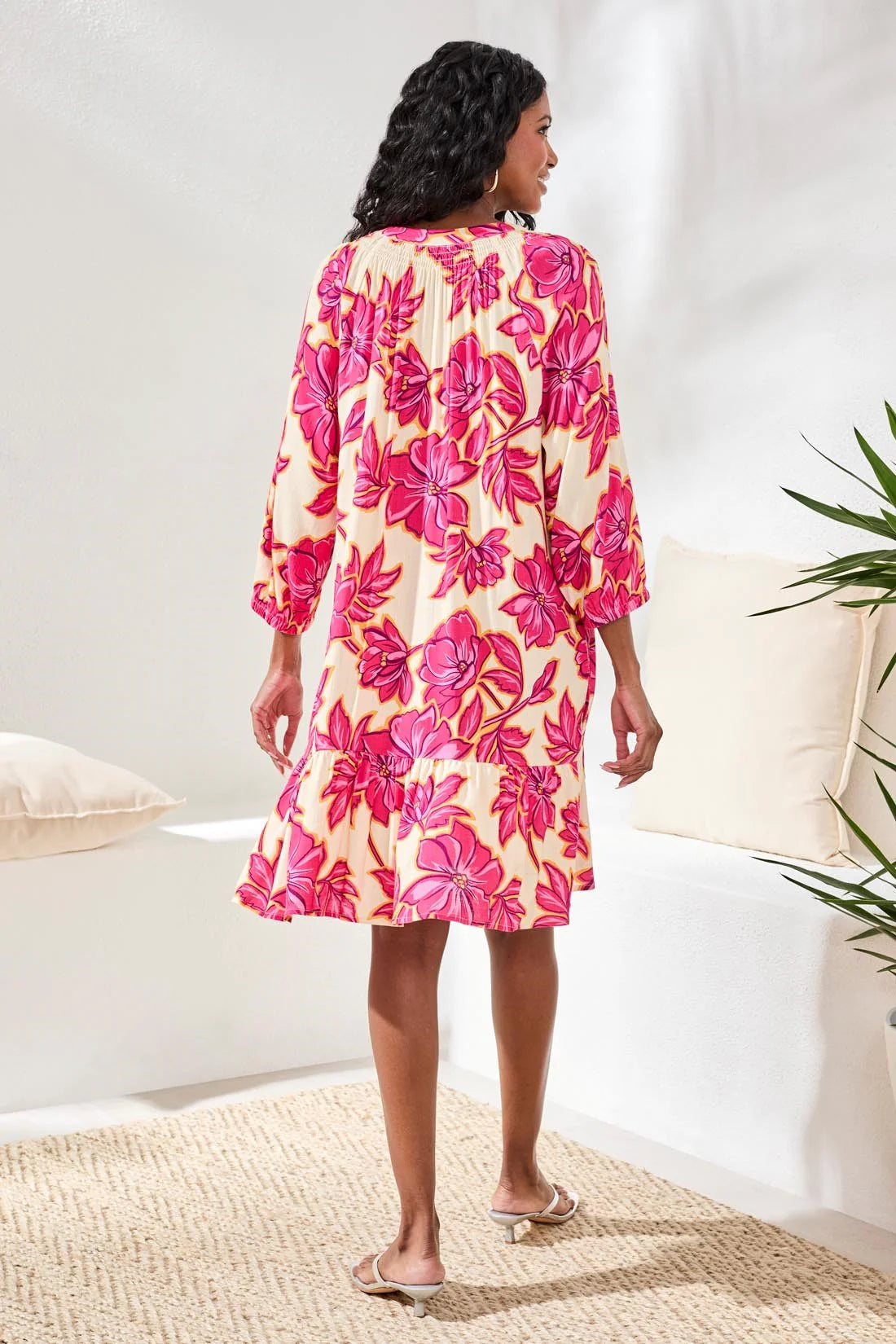 Notch Neck 3/4 Sleeve Tiered Tunic Dress